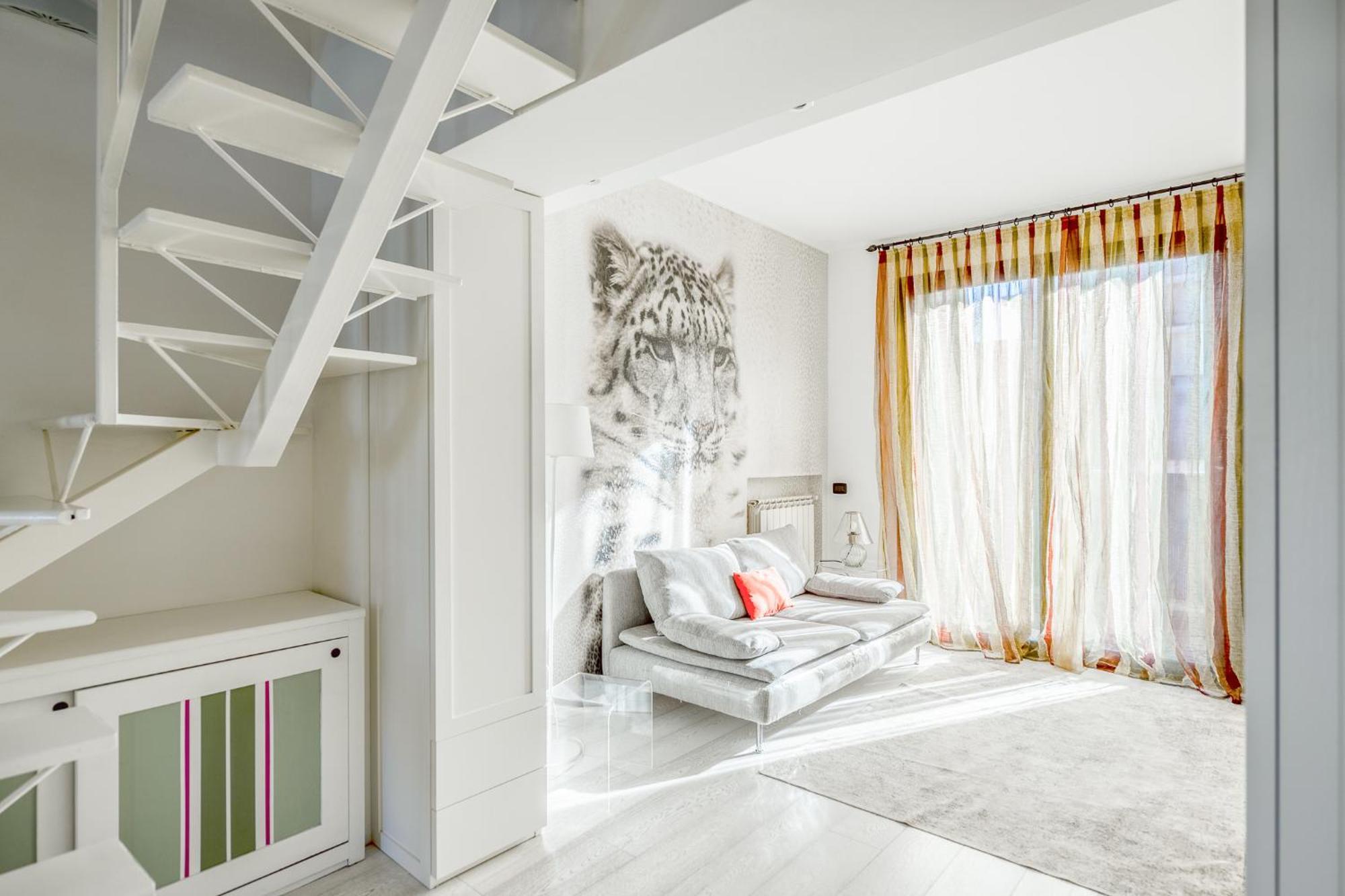 Appartement Bright Loft - Free Private Parking à Milan Extérieur photo